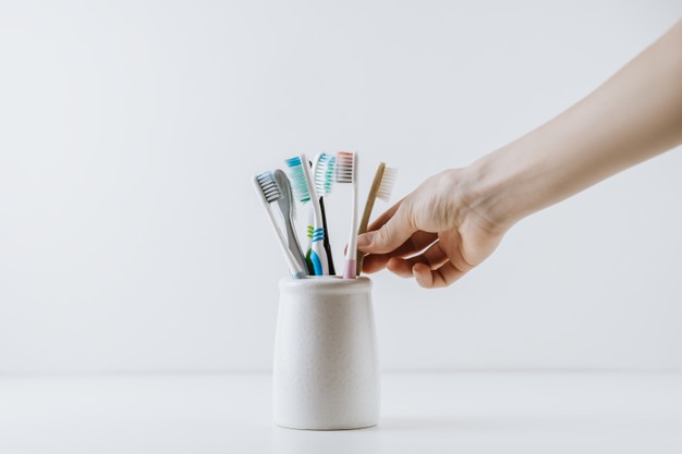 Are plastic toothbrushes recyclable?